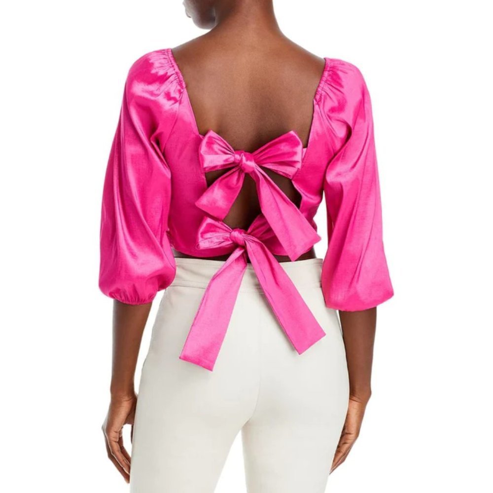 NWT Hosbjerg Women's Elora V-Neck Short Pink Crop Top Size Medium - Picture 3 of 4